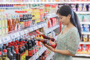 Nguoi tieu dung mua sam san pham cua Masan Consumer